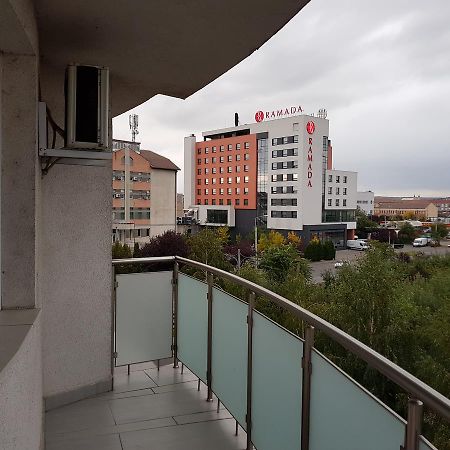 Skyline Rooftop Condos Орадеа Екстериор снимка