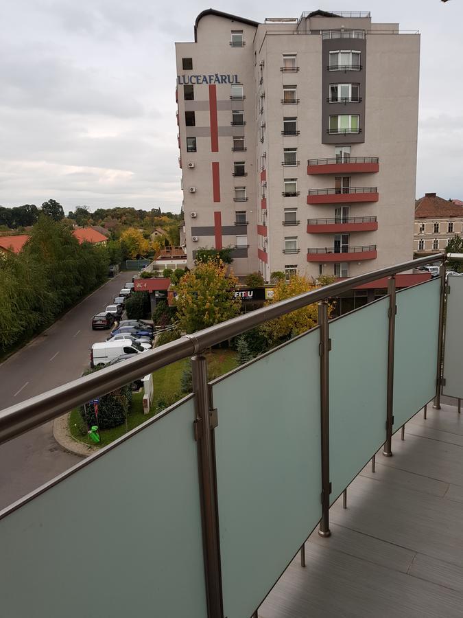 Skyline Rooftop Condos Орадеа Екстериор снимка